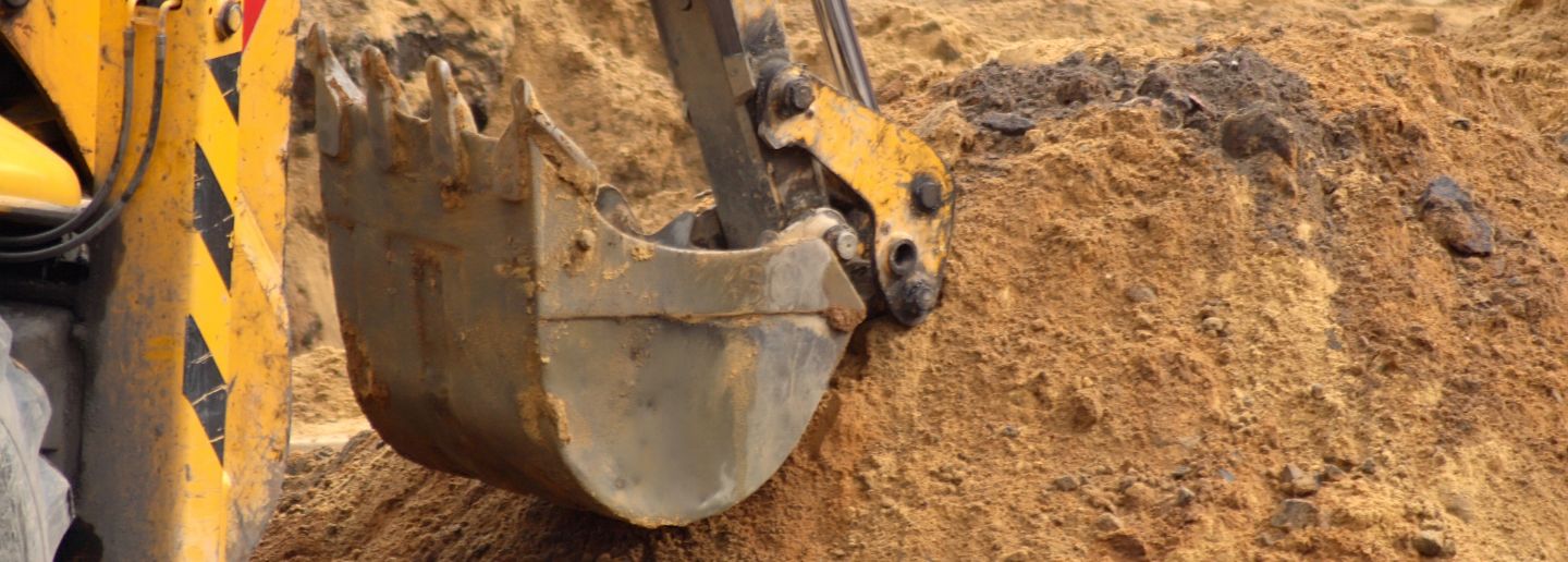 working excavator tractor laurel hill fl